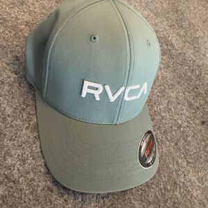 RVCA Flexfit Hat - Sage green (khaki UK) - New L/XL